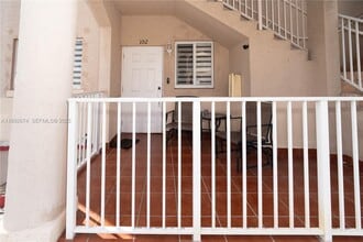 298 E 3rd St in Hialeah, FL - Building Photo - Building Photo