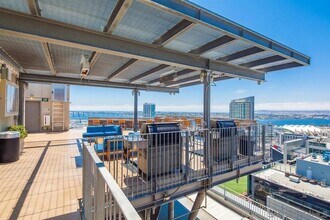 321 Tenth Ave, Unit 804 in San Diego, CA - Building Photo - Building Photo