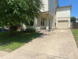 5628 War Admiral Dr in Austin, TX - Building Photo