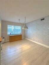 541 Blue Heron Dr in Hallandale Beach, FL - Building Photo - Building Photo