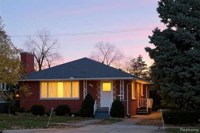 734 N Monroe St in Monroe, MI - Building Photo - Building Photo