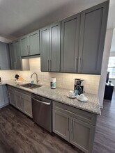 13593 Via Varra in Broomfield, CO - Building Photo - Building Photo