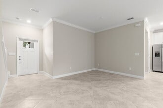 1296 White Fox Run in Lutz, FL - Building Photo - Building Photo