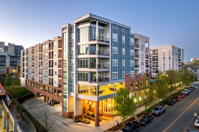 District Flats in Charlotte, NC - Foto de edificio - Building Photo