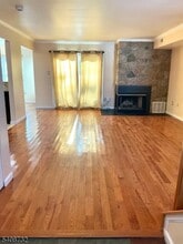 87 Winchester Way in Franklin Township, NJ - Building Photo - Building Photo