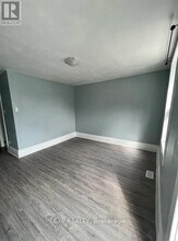 1055 Somerset St W in Ottawa, ON - Building Photo - Building Photo