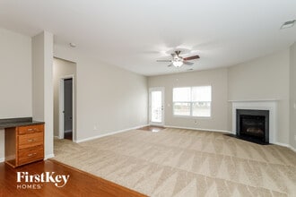 3012 Canopy Dr in Indian Trail, NC - Foto de edificio - Building Photo