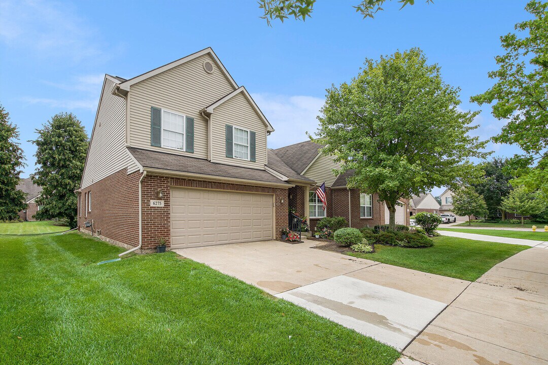 6275 Schuss Crossing in Ypsilanti, MI - Building Photo