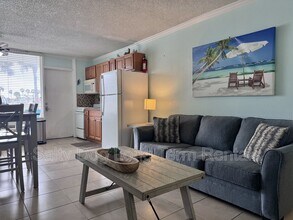 935 S Atlantic Ave in Daytona Beach, FL - Building Photo - Building Photo