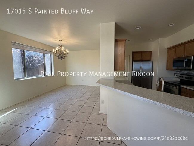 17015 S Painted Bluff Way in Vail, AZ - Building Photo - Building Photo