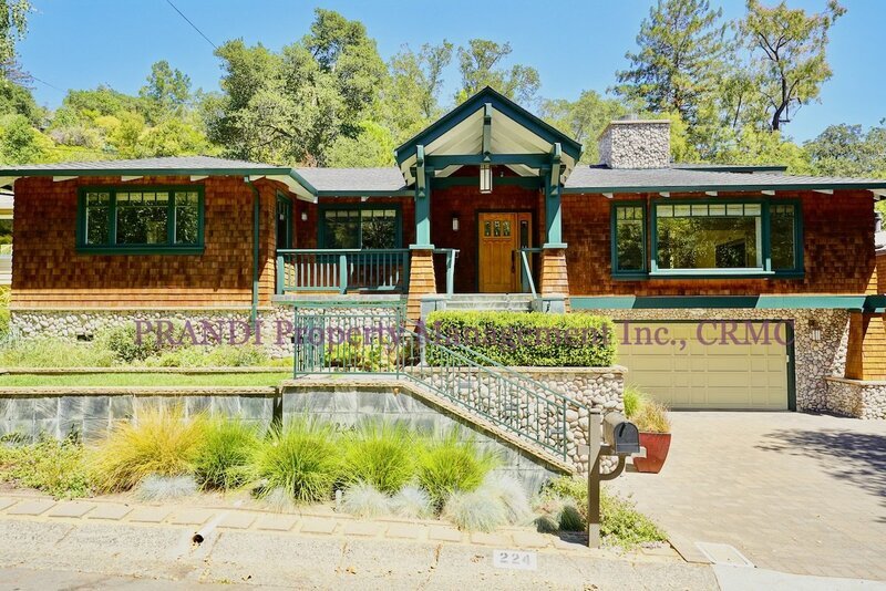 224 N Almenar Dr in Kentfield, CA - Building Photo