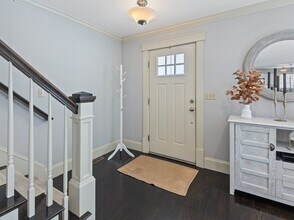 8 Maple St, Unit A in Southborough, MA - Building Photo - Building Photo
