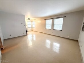 1510 2nd St in Cuyahoga Falls, OH - Building Photo - Building Photo