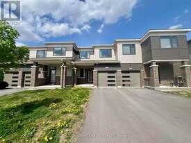 55 Kindred Row in Ottawa, ON - Building Photo