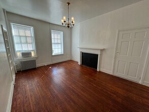 107 E Market St in York, PA - Building Photo - Building Photo