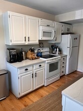 4821 Chevy Chase Dr in Chevy Chase, MD - Building Photo - Building Photo