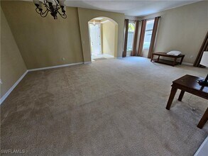 2084 Par Dr in Naples, FL - Building Photo - Building Photo