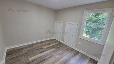 200 Columbus St in Fitchburg, MA - Foto de edificio - Building Photo