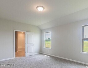 136 Romain Picard Dr in Maurice, LA - Building Photo - Building Photo