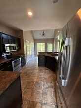 220 Ridgeway Ln in Millington, TN - Foto de edificio - Building Photo
