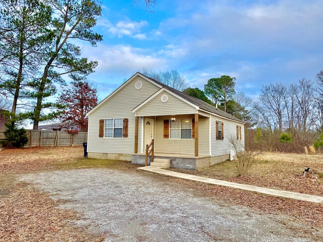 1601 Levee Rd