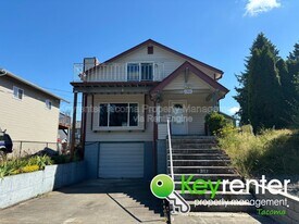 1302 E 40th St in Tacoma, WA - Building Photo