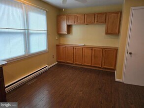 4 S Altamont Ave in Thurmont, MD - Building Photo - Building Photo