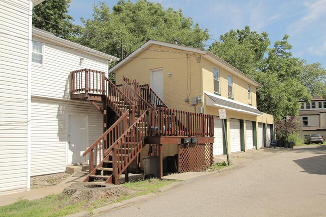 412 Union St, Unit 3 in Pittsburgh, PA - Building Photo - Building Photo