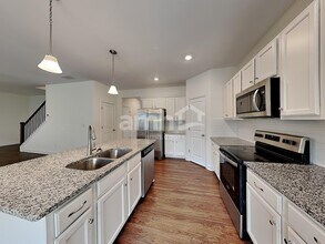 2462 Napa Valley Dr in Villa Rica, GA - Foto de edificio - Building Photo