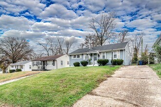 7114 Curtis Ave in St. Louis, MO - Building Photo - Building Photo