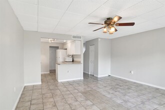 201 Pensacola Beach Rd in Pensacola Beach, FL - Building Photo - Building Photo