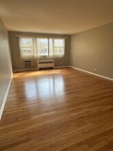 7435 N Ridge Blvd in Chicago, IL - Building Photo - Building Photo