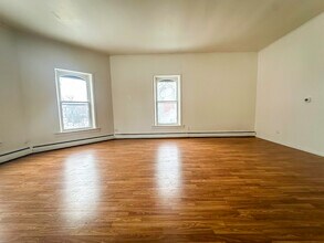 415 Avenue E, Unit Unit4 in Fort Madison, IA - Building Photo - Building Photo