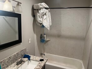 6871 Beth Cir in Winton, CA - Building Photo - Building Photo