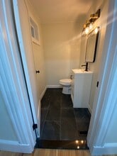 15 Foster St in Manchester, CT - Building Photo - Building Photo