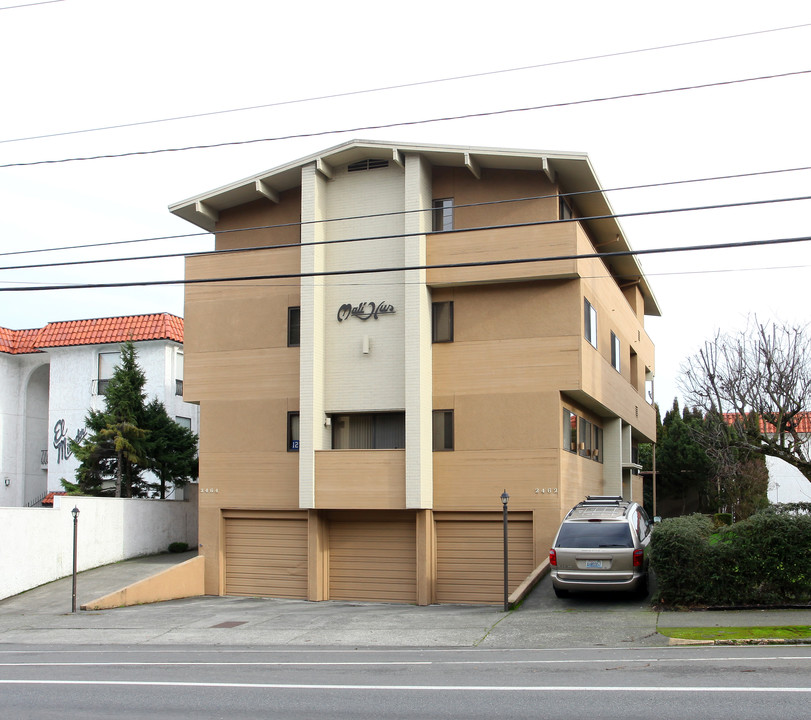 Mali Hus Apartment in Seattle, WA - Building Photo