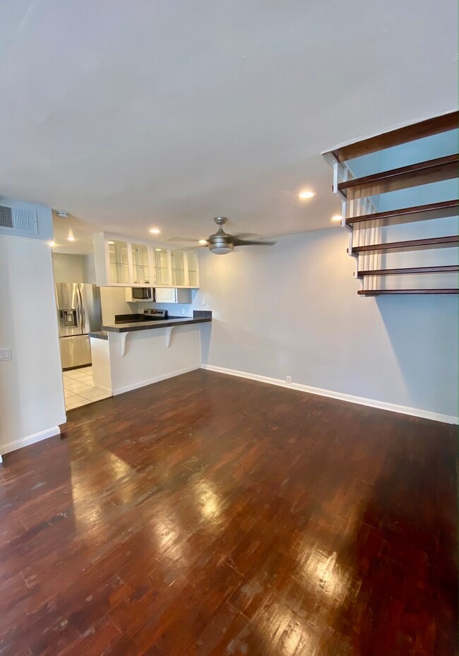 7951 Camino Tranquilo in San Diego, CA - Building Photo - Building Photo