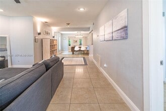 1501 SW 35th Terrace in Fort Lauderdale, FL - Building Photo - Building Photo