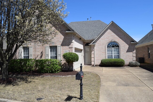 property at 390 Fountain Lake Dr