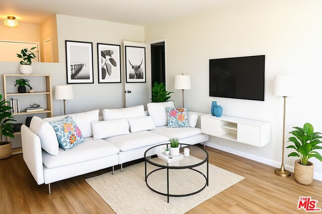 property at 5000 S Centinela Ave