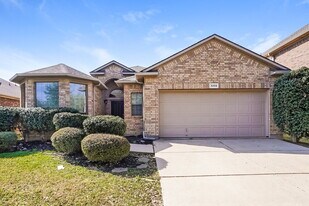 3205 Stonecrop Trail in Argyle, TX - Building Photo