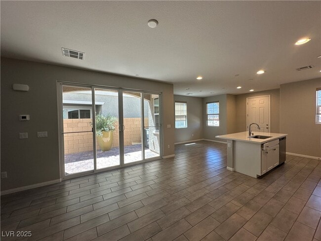 536 Celebratory Pl in Henderson, NV - Building Photo - Building Photo
