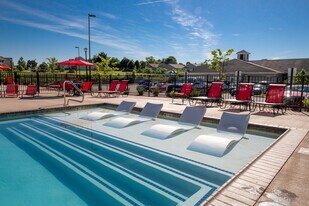 Trailside at McConnells Trace in Lexington, KY - Building Photo