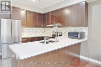 21 Alsop Ave in Markham, ON - Building Photo - Building Photo