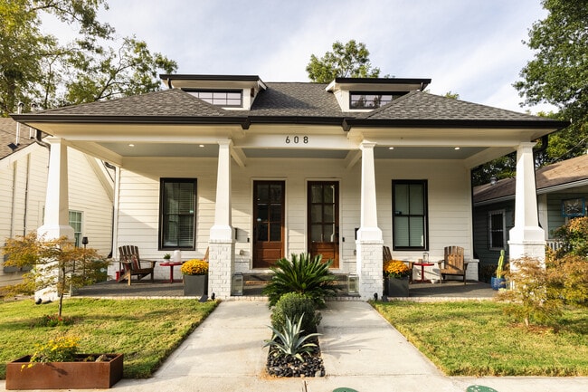 608 Woodward Ave SE in Atlanta, GA - Building Photo - Building Photo