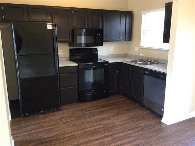 556 Grouse Ct in Elsmere, KY - Building Photo - Building Photo