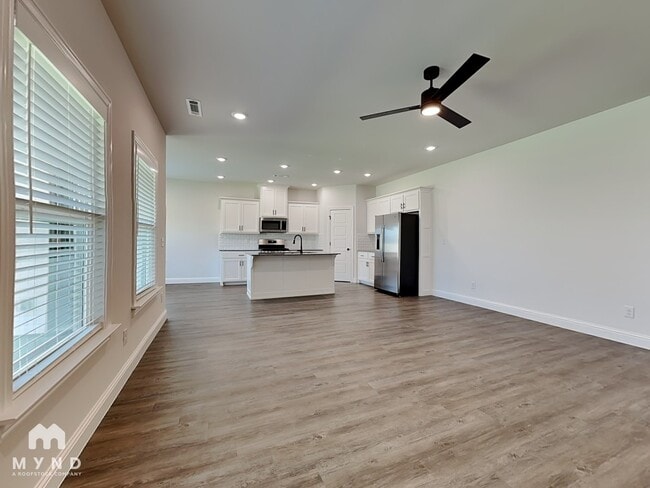 1120 Sunshine Ct in Centerton, AR - Building Photo - Building Photo