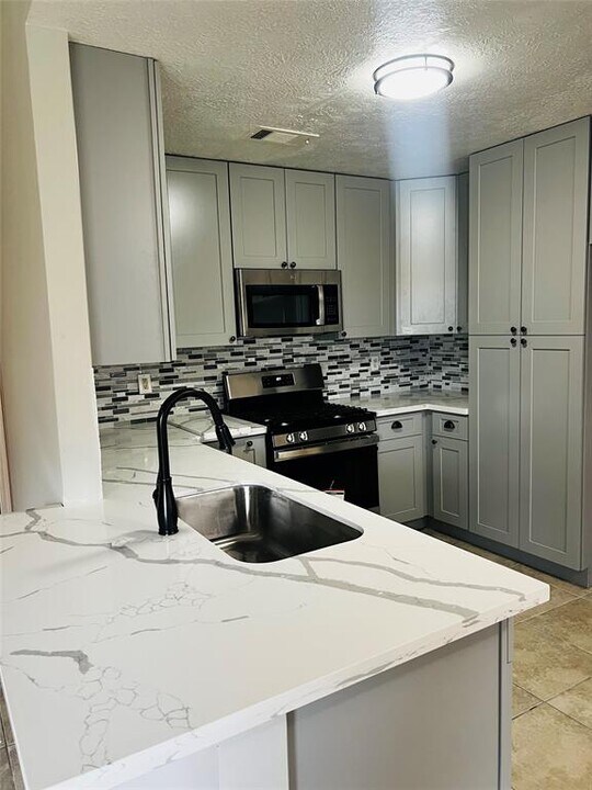 21514 Bridgewater Pointe in Katy, TX - Building Photo