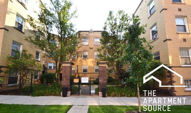 4406 N Rockwell St, Unit 2 in Chicago, IL - Foto de edificio - Building Photo