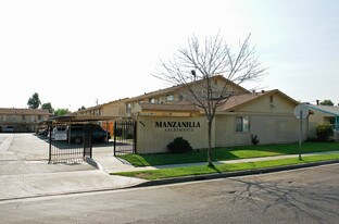 Manzanilla Apartments in Fresno, CA - Building Photo